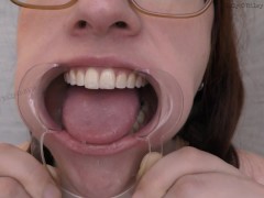 Sloppy Drooling Mouth Fetish w/Cheek Spreader