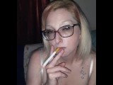 Super hot milf smokes while giving a bj - full video onlyfans@misterwetfun