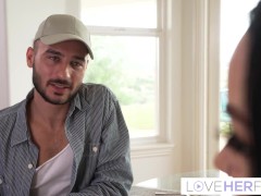 Unexpected Encounter - Screenshot 1 of 16 - Loveherfilms