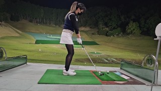 Golf Das Mädchen Neben Dir Trägt Erotische Unterwäsche. Analplug #001