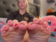 Preview 6 of Oily small and plump toes just waiting to grip your cock with ZeldaHyrule
