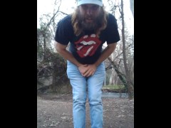 Public piss desperation - Screenshot 4 of 16 - Desperation Wetting