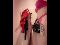 Changing - Screenshot 7 of 16 - Big Tits