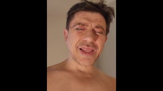 迪克县的男人们做了一个世界，请看 Jerkoff Show！