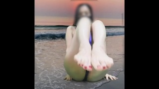 Mature Woman Naked Hip Swing Standing Masturbation