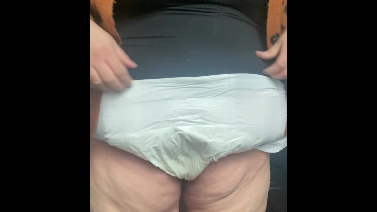 BBW Wets Diaper