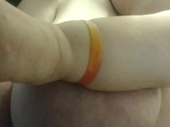 Kitchen sink water play with tits n body soap - Screenshot 2 of 16 - Big Tits