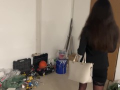 Выебал жену босса на работе в жопу и кончил ей на очки - Screenshot 1 of 16 - Hot Sex