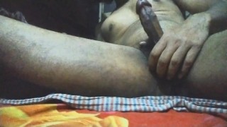Cumshot masturbatie met vaseline penispomp