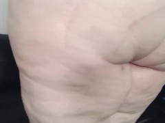 What do you think of my ass? - Screenshot 1 of 16 - Bbw