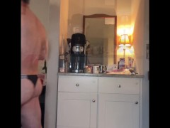 Morning coffee with the dad bear - Screenshot 13 of 16 - Stockybear