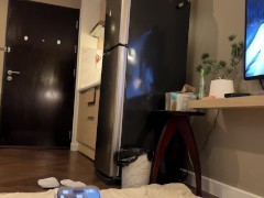 女大学妹送外卖一天挣5000，原来送的外卖是自己下面的鲍鱼，马上加微信下次还点她的“外卖” - Screenshot 6 of 16 - 国产