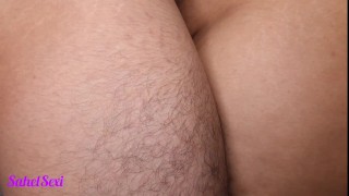 خیلی دلم میخواد کیر کلفتشو تا تخماش بکنم تو کسم ولی حیف که پرده دارم  کیرشو حسابی مالیدم به کصم porn video thumbnail