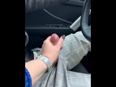 Car Blowjob during daylight - sloppy and dirty