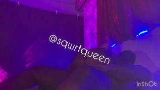 Скачу и сквиртую на моей большой папе