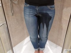 Pee in jeans and leggings