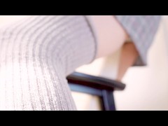 ソファにこするね.