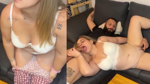 УДИВЛЯЮ СВОЮ СПУТНИЦУ В ТИНДЕРЕ В НИЖНЕМ БЕЛЬЕ МИНЕТОМ - AMATEUR LENCERIA