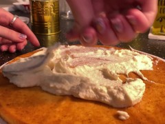 НЕПОРНУХА. Готовим торт на 8 марта. Простой рецепт вкусного подарка - Screenshot 5 of 16 - No Porn