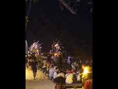 La jeune blonde se fait baiser pendant son voyage en Thaïlande