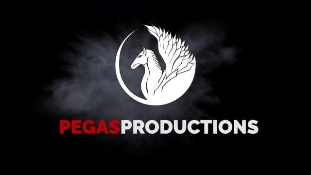 Pegas Productions - La Milf Autumn initie Eva Rose aux Plaisirs Lesbiens