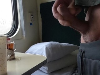 Поездка на выходные поезд+отель часть15 (мастурбация в поезде)