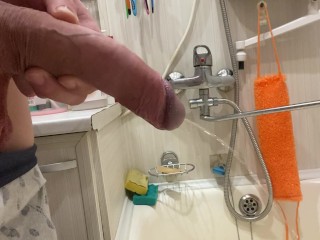Poranny Seks i Sikanie w łazience POV 4K