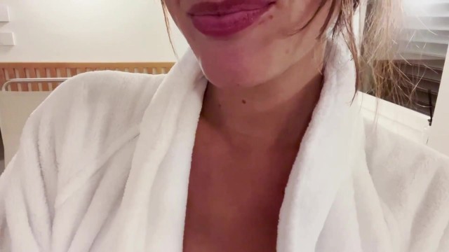 Risky Masturbation in the Hotel Sauna, i almost got Caught (Public+roleplay) - RTXPorn