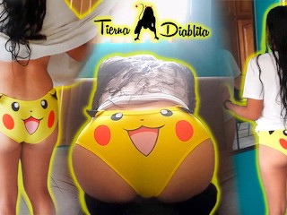 Vind Je Het Leuk Hoe Mijn Pikachu-slipje Mij Staat? Kom Deze Pokemon Vangen