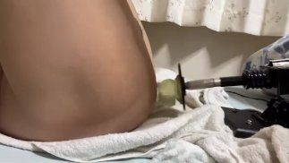 Orgasmo com uma máquina de pistão