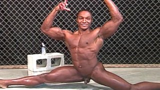Naked Bodybuilder Andre Steele Performs The Splits