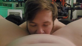 Папочка выедает киску своей принцессы