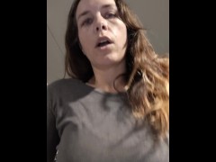 Sweaty Workout - Screenshot 14 of 16 - Brunette