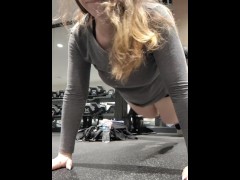 Sweaty Workout - Screenshot 15 of 16 - Solo Girl