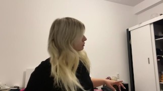 Пуканье в постели (Полный ролик на моей странице onlyfans)