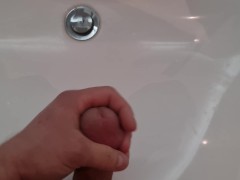 I got a taste in the bathroom. I had to cum immediately. Look at my quick masturbation and great blo