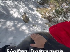Cette Jolie Brune Se Fait Démonter La Chatte Par Une Enorme Queue Dans La Neige! FINAL FACIALE