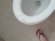 Preview 2 of he wants to see me urinate - pinay