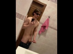 Кончил у друга дома - Screenshot 14 of 16 - Solo Male 18