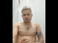 Entre al baño a ducharme y me entraron unas ganas de consentirme