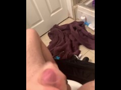 Make jerking off  - Screenshot 7 of 16 - Huge Cumshot