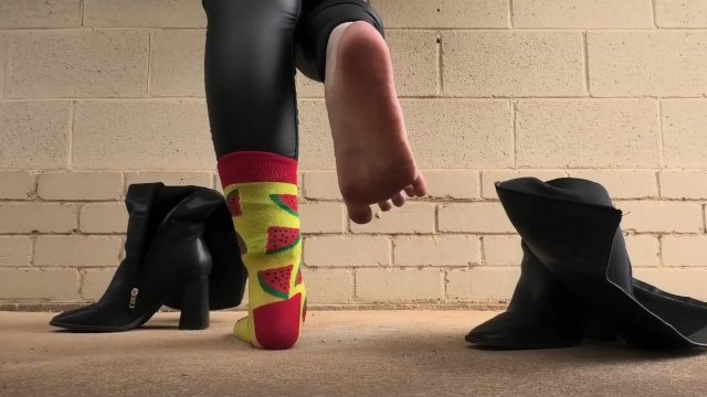 FREE PREVIEW - The Ultimate Big Ass Burglar Humiliation - Rem Sequence