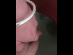 Pissing down the toilet with regulated fow giving me shivers