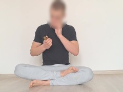 I got stoned and made a mess on the floor - Screenshot 1 of 16 - Smoking 420