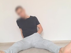 I got stoned and made a mess on the floor - Screenshot 4 of 16 - Pissing