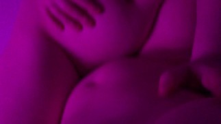 在我女朋友身上剪刀