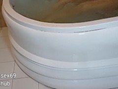 سکس ایرانی داغ و شهوتی تو جکوزی با زن همسایه در نبود شوهرش ، عیدتون مبارک 🔥💋🌹 - Screenshot 1 of 16 - Iranian Sex