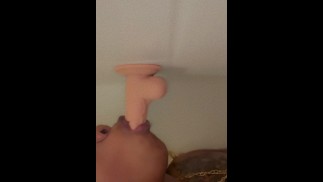 Я всегда тренирую горло в душе