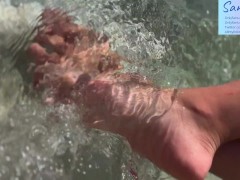 Playing with my feet on the water - Screenshot 13 of 16 - Feet Fetish