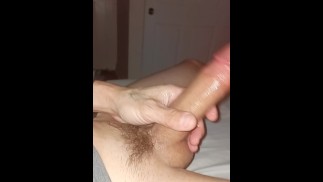 Окантовка и поглаживание, пока мачеха снимает